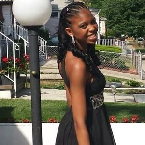 Meet your Posher, Taylor